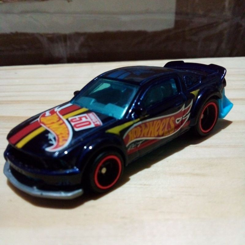 Hot Wheels 2005 Ford Mustang Sth Super T Hunter Shopee Brasil