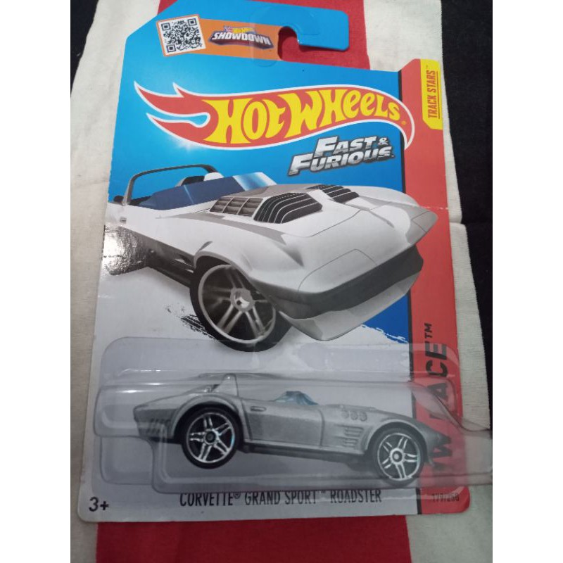 Carrinho Hot Wheels Velozes E Furiosos Corvette Grand Sport Roadster