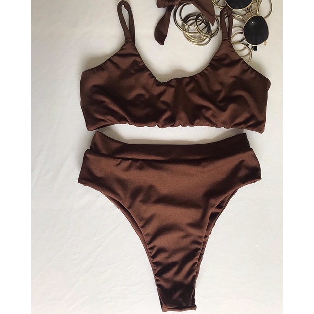 Biquíni top calcinha Hot pant de cós marrom regulagem nas