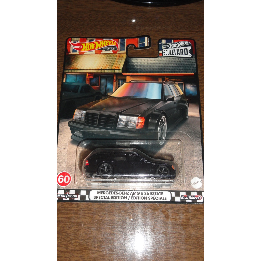 Hot Wheels Premium Boulevard Mercedes Benz Amg E 36 Estate Pneus De