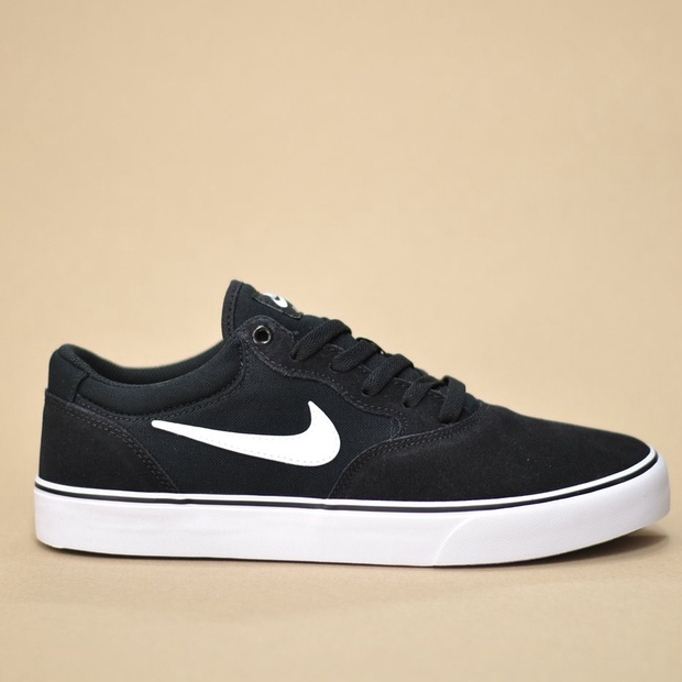 Sapatenis Nike SB Baixo Cinza E Branco De Corrida Casual Confira