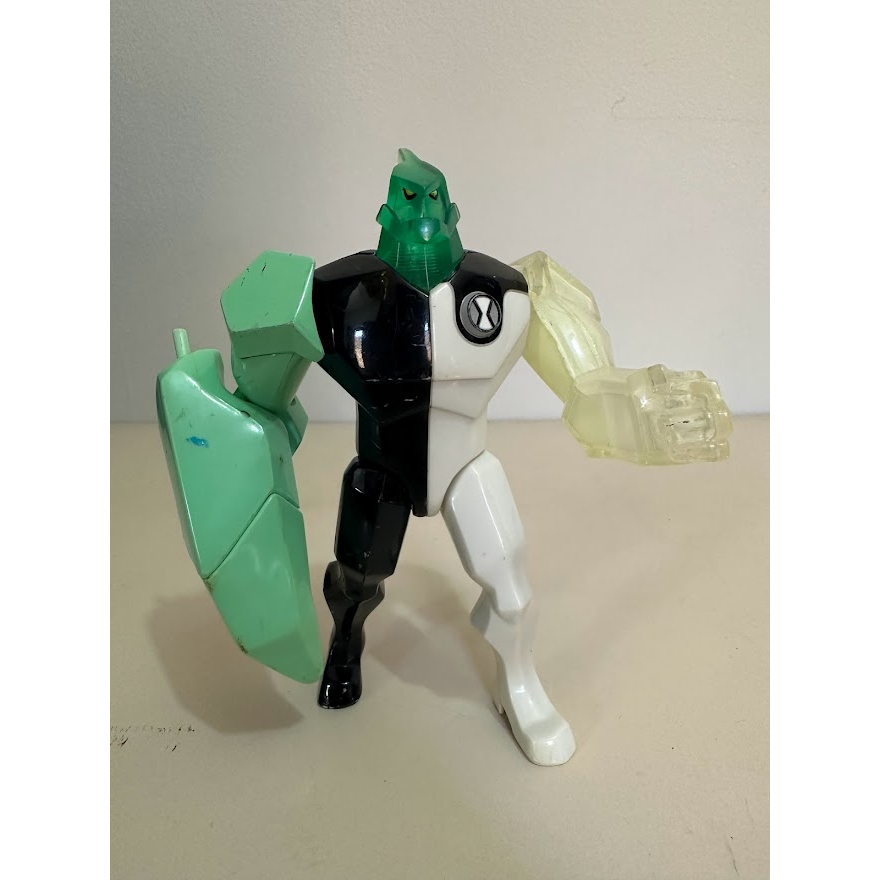 Boneco Diamante Ben 10 DNA Alien Heroes Bandai Original Usado Shopee