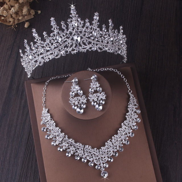 Kit Coroa Tiara Para Noiva Coroa Colar Brincos Luxo Casamento