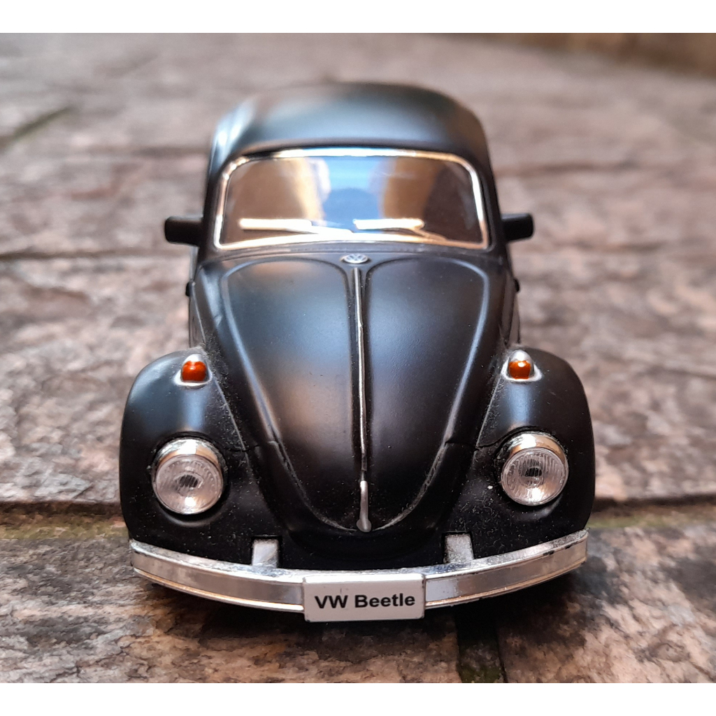 Miniatura Fusca Wolkswagen Beetle Preto Epoxi Rmz Metal E Fric O