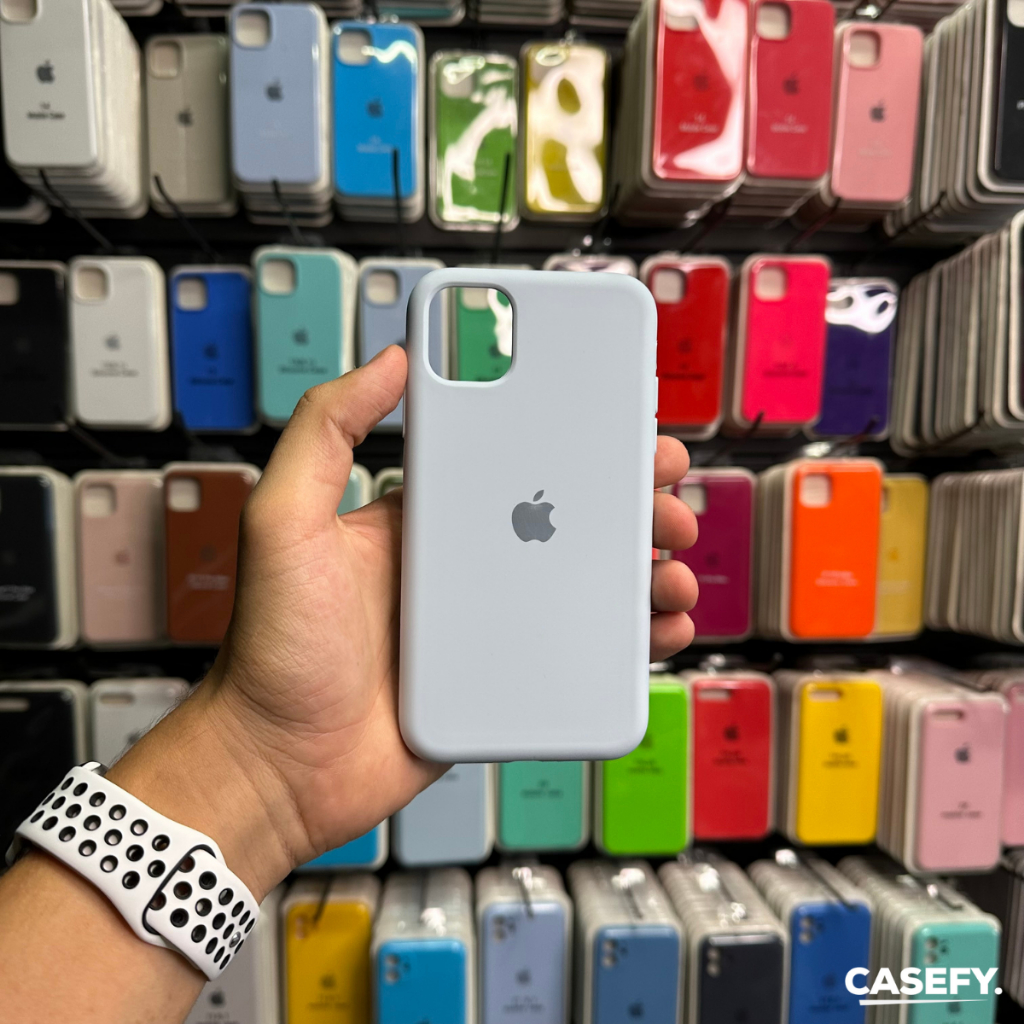 Case Capinha IPhone 11 Fechada Embaixo Aveludada De Silicone Premium