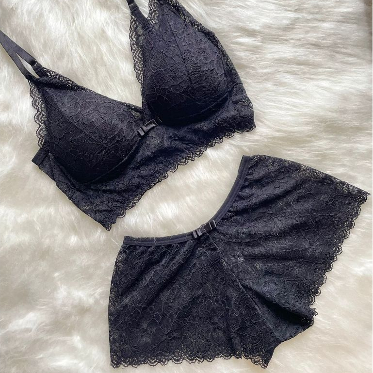 Conjunto De Lingerie Sensual Bojo Em Renda Calcinha Hot Pants