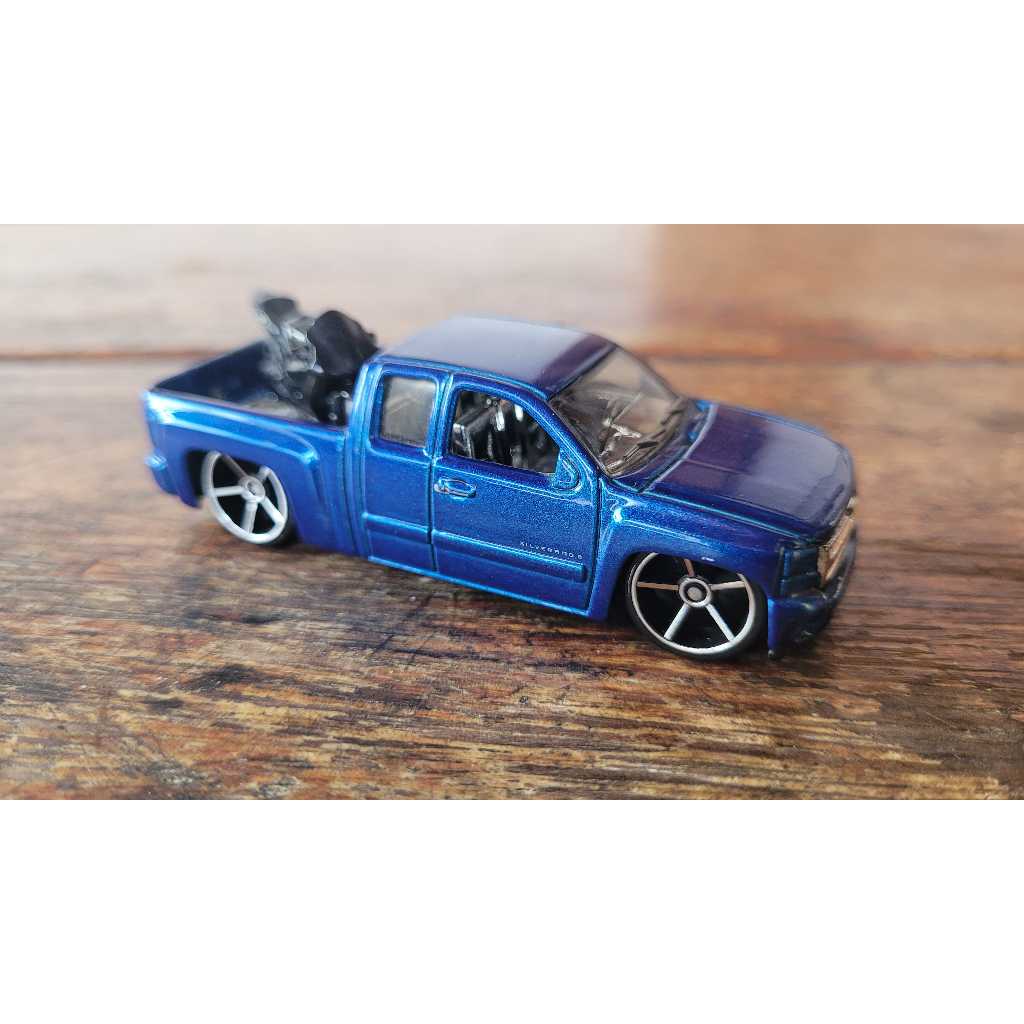 Hot Wheels Chevy Silverado Azul New Models Fora Da Embalagem Main Line