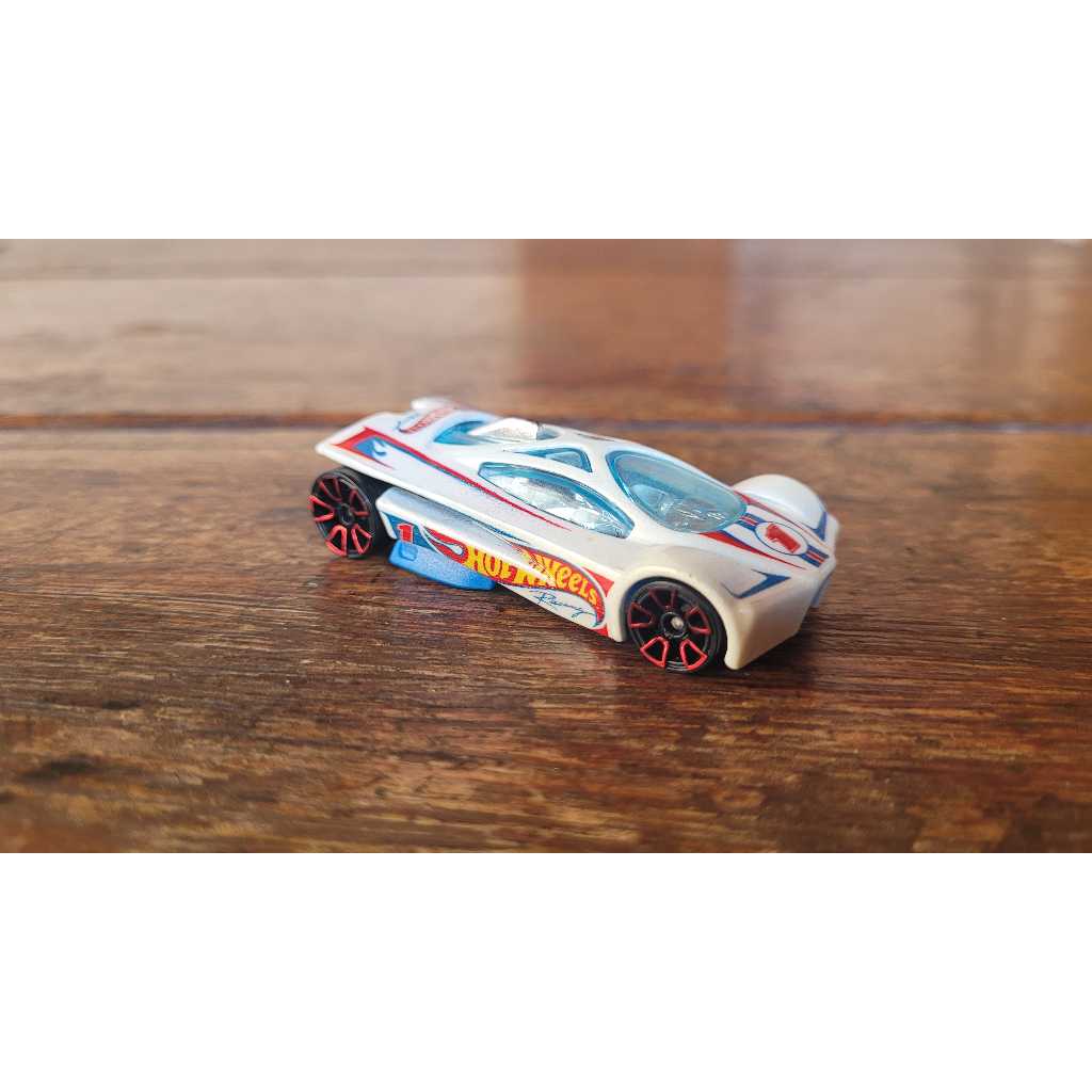 Hot Wheels Sling Shot Acceleracers Branco HW Race 2014 Fora Da