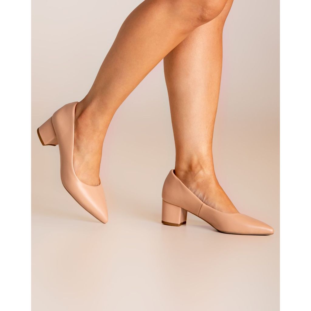 Scarpin Feminino Nude Salto Bloco Quadrado Baixo 5cm Palmilha Confort