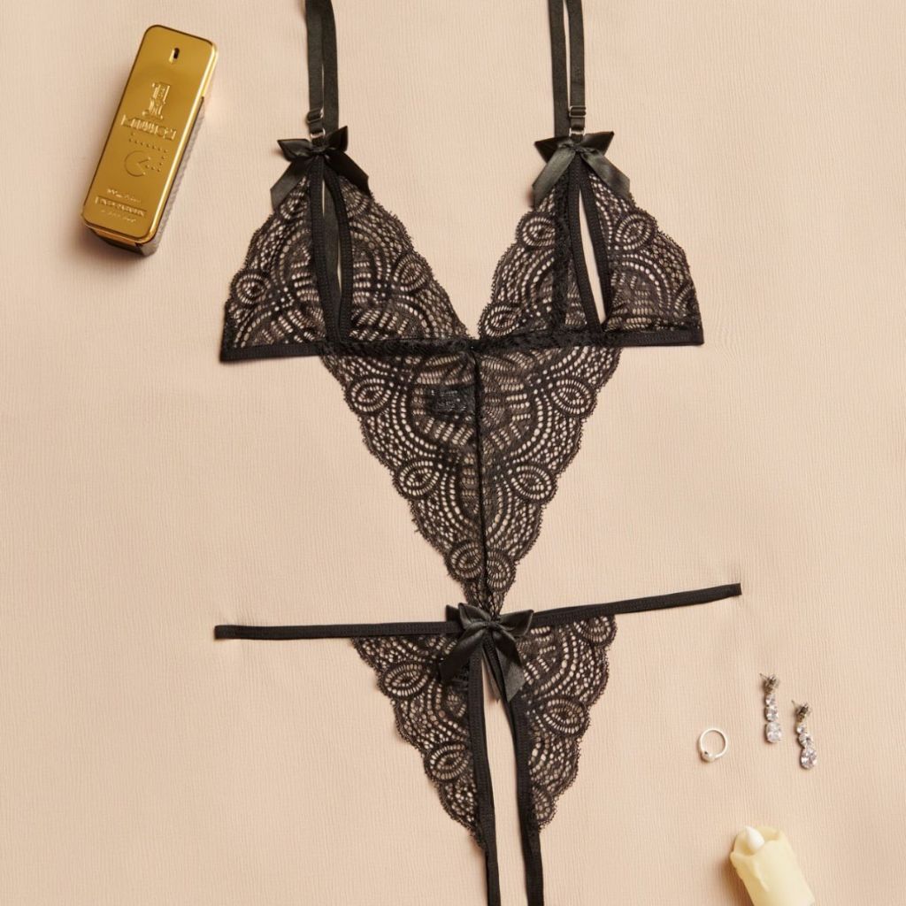 Langerie Sexy Body Rendado Abertura Marido Apressado Lingerie