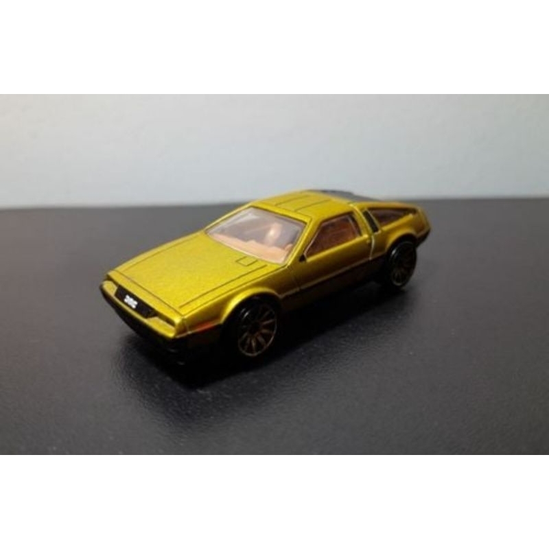 Hot Wheels DeLorean DMC Dourado Shopee Brasil