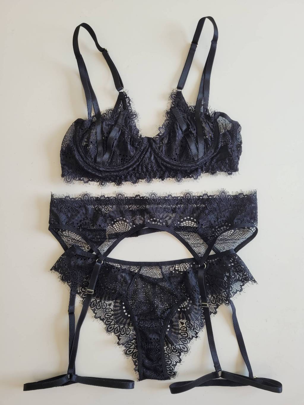 Conjunto de lingerie renda e tiras ajustáveis Kit completo