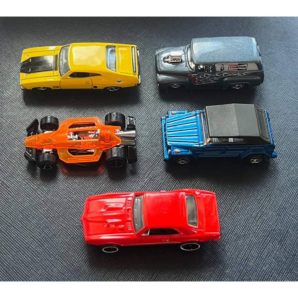Lote 03 5 Carrinhos Hot Wheels Diferentes Estado De Novos Originais