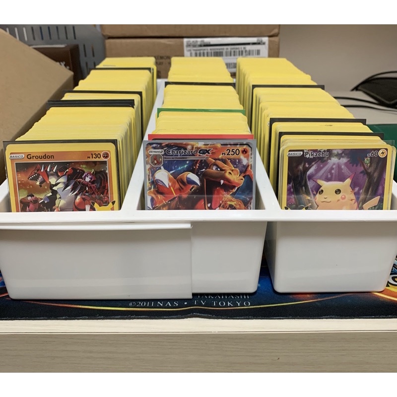 Lote 100 Cartas Pokemon Originais 90 Comuns 10 Brilhantes Nenhuma