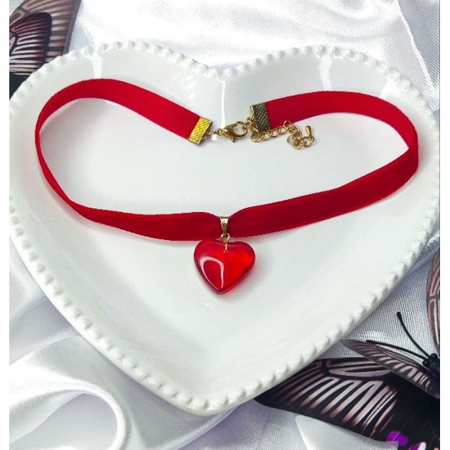 Gargantilha Choker de veludo Pingente Coração Vermelho Gótica