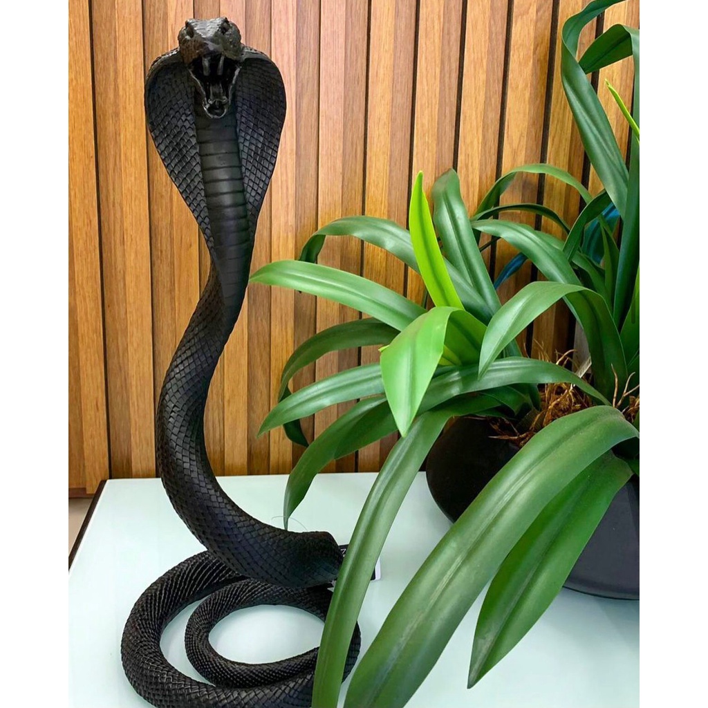 Escultura Cobra Naja Decorativa Estatueta Em Resina Serpente Preto