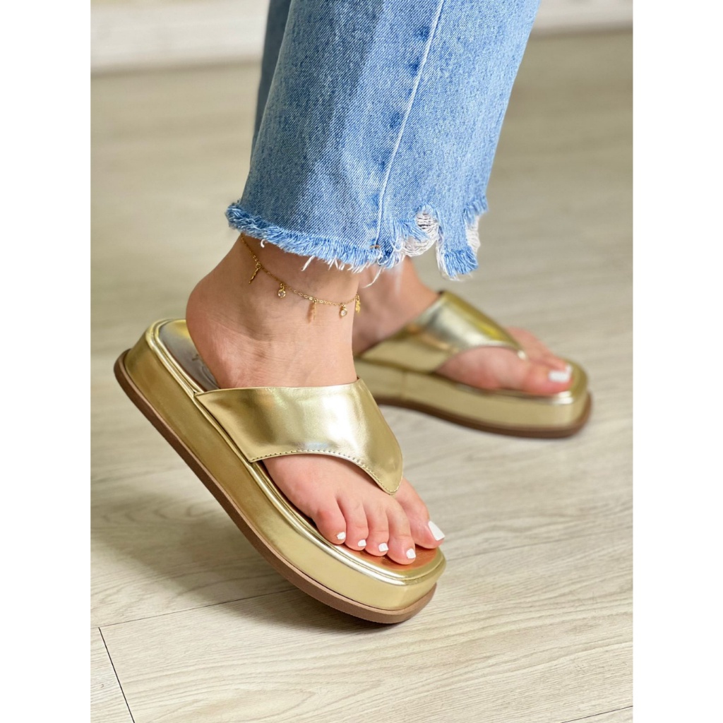 Sandália Feminina Flat Tamanco Flatform Dourada Papete Inverno Verão