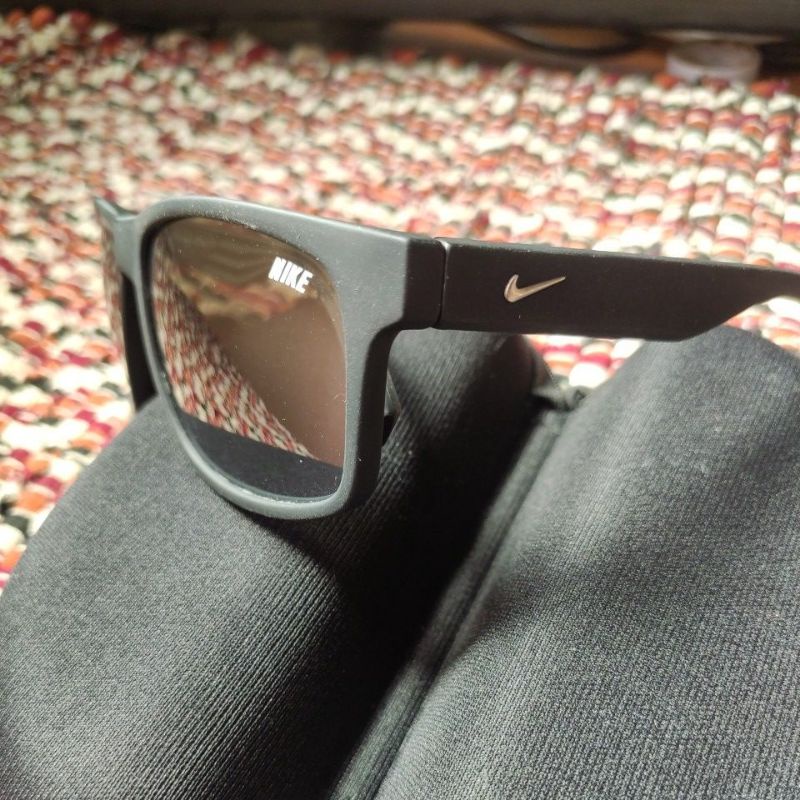 Oculos de outlet sol nike