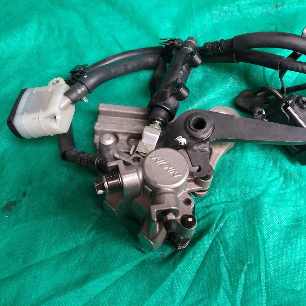 Freio traseiro completo moto NXR Bros 160 Original Usado
