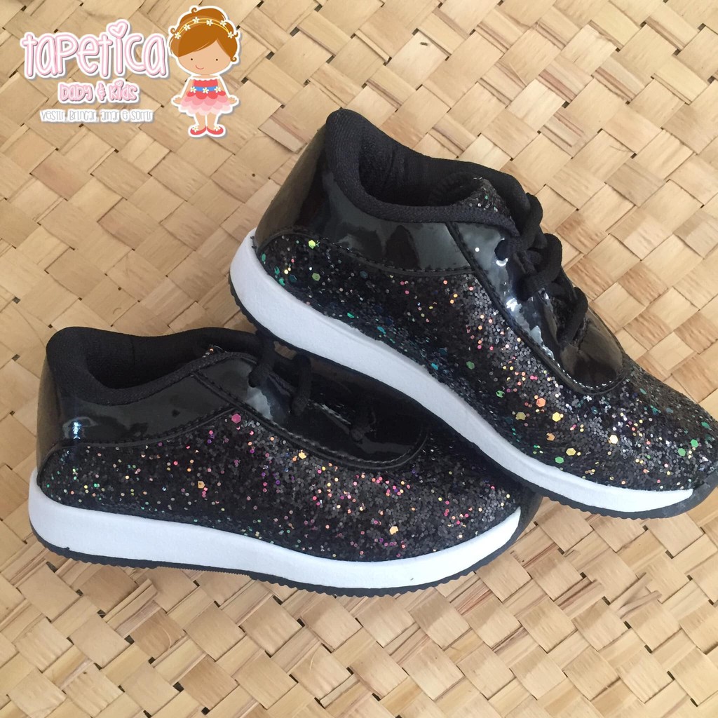 Tenis preto store feminino com glitter