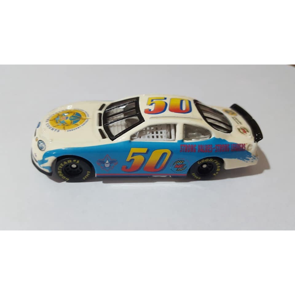 Ford Taurus Nascar Racing 1 64 Character Count Hot Wheels