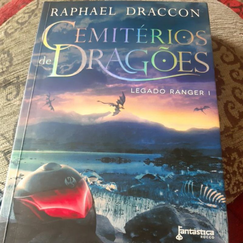  Cemiterios de Dragoes (Col. : Legado Ranger) (Em Portugues do  Brasil): 9788568263013: _: Books