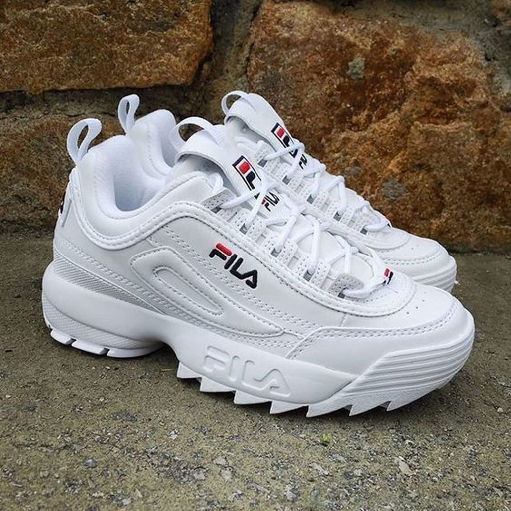 Tenis fila cheap preto lancamento