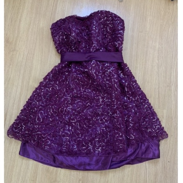 Vestido de best sale debutante roxo curto