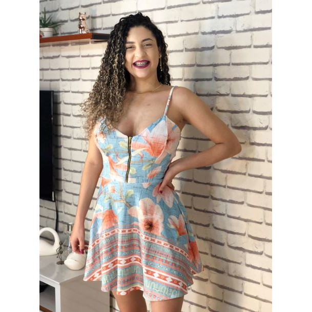 Vestido rodado estampado store curto