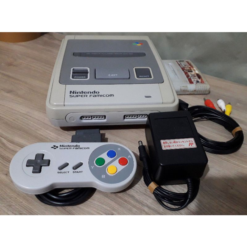 Super Nintendo japonês, Super Famicom completo, em excelente