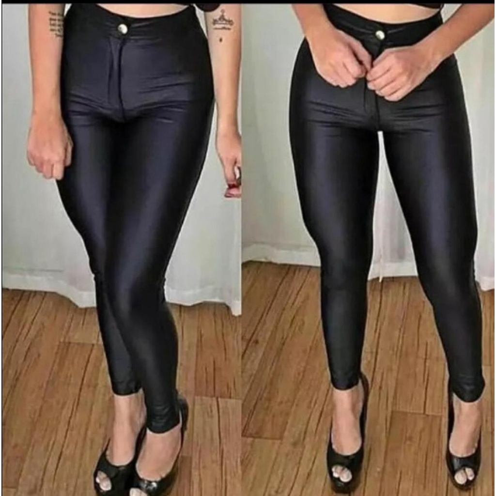 Calça Legging Montaria Cós Alto Bolso c/ Detalhe Botões Tecido