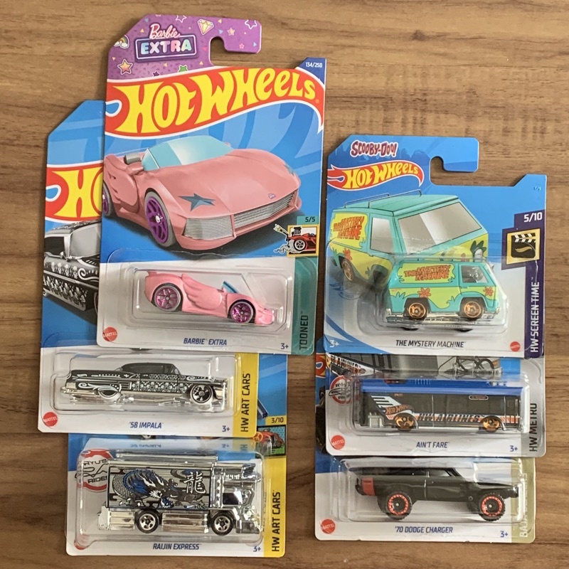 Carrinho die cast hot wheels velozes e furiosos flip car mattel