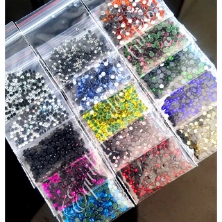 kit Strass 2.5mm 2.8mm e 3mm, 15 pacotinhos(3.000mil pedras aprox)pedrarias para unhas + BRINDE, joias de unha, decoraç