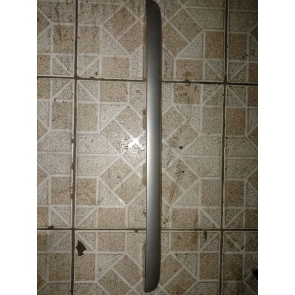 moldura, acabamento , puxador tampa porta malas peugeot 206 SW