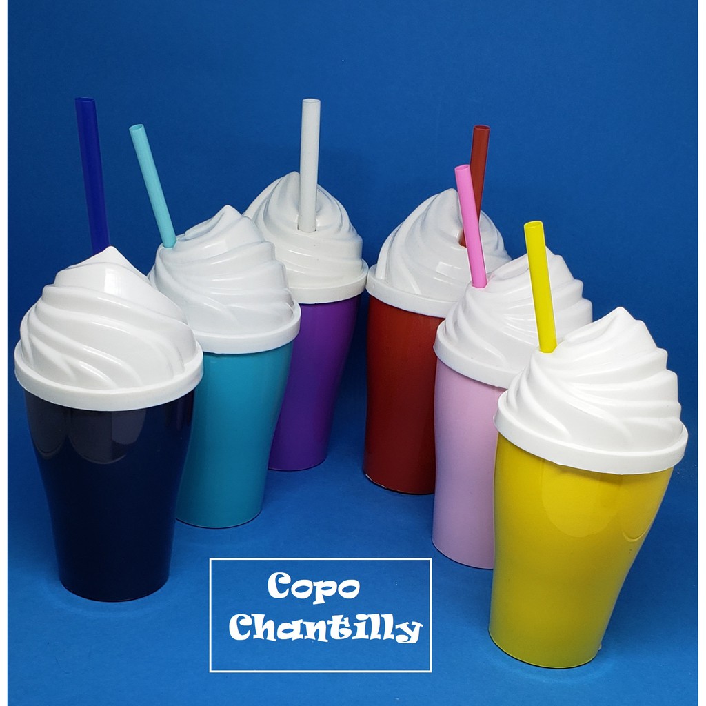 Copo Chantilly - com tampa e canudo 350 ml.