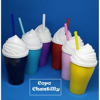 Copo Chantilly - com tampa e canudo 350 ml.