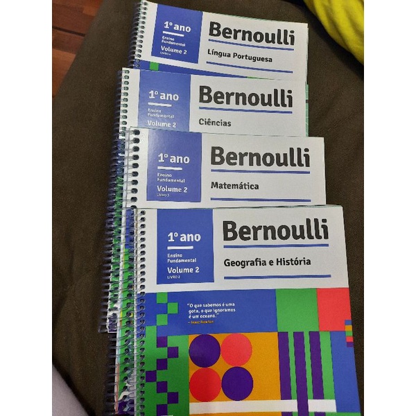 Livros do 1°ano Bernoulli anos iniciais