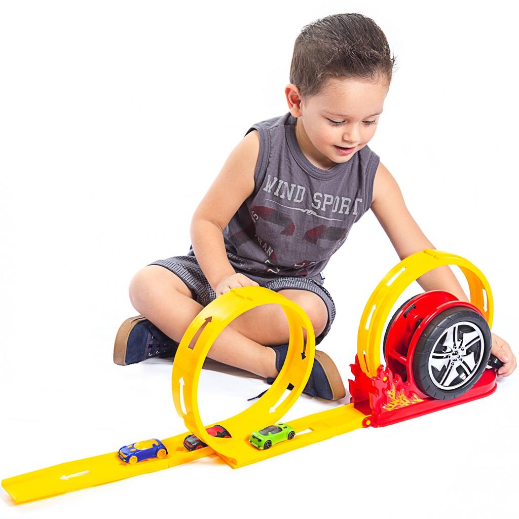 Pista Crazy Streets Com 3 Carrinhos Brinquedo Infantil 192 - Shop