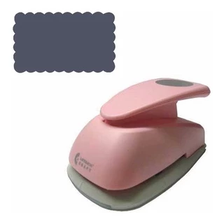 Furador Scrapbook Gigante Plus - Retângulo Escalope 5,5cm