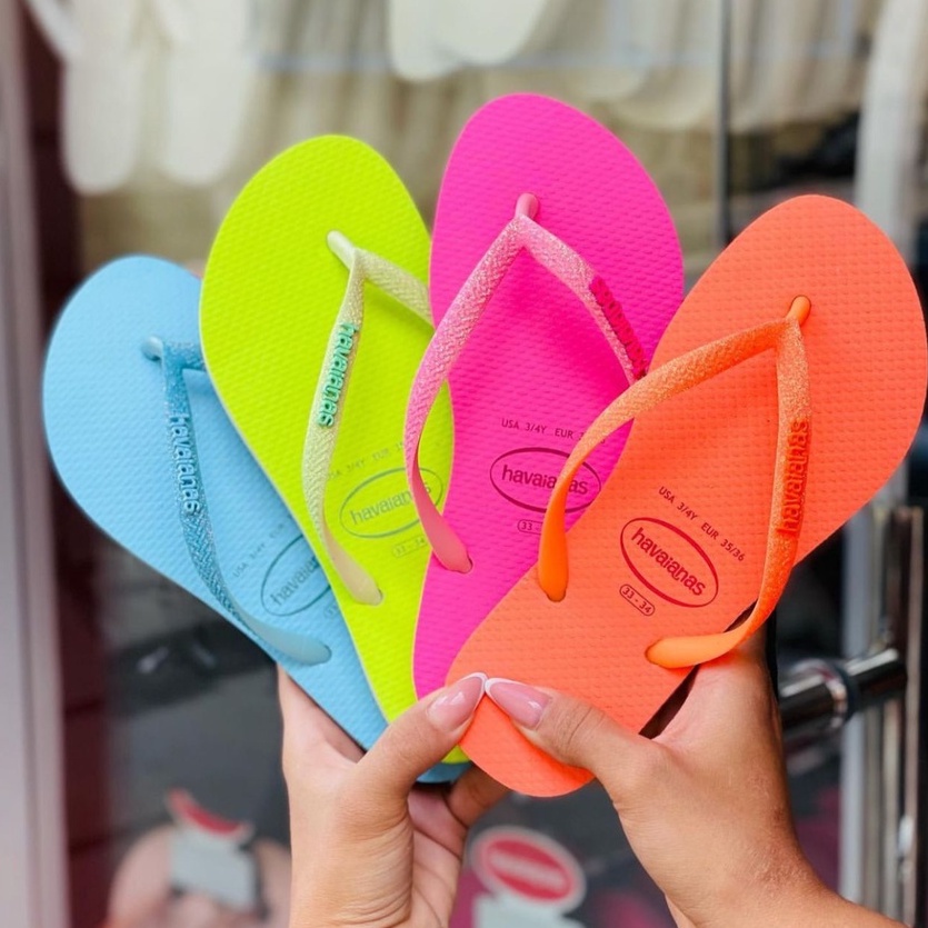 Neon havaianas store