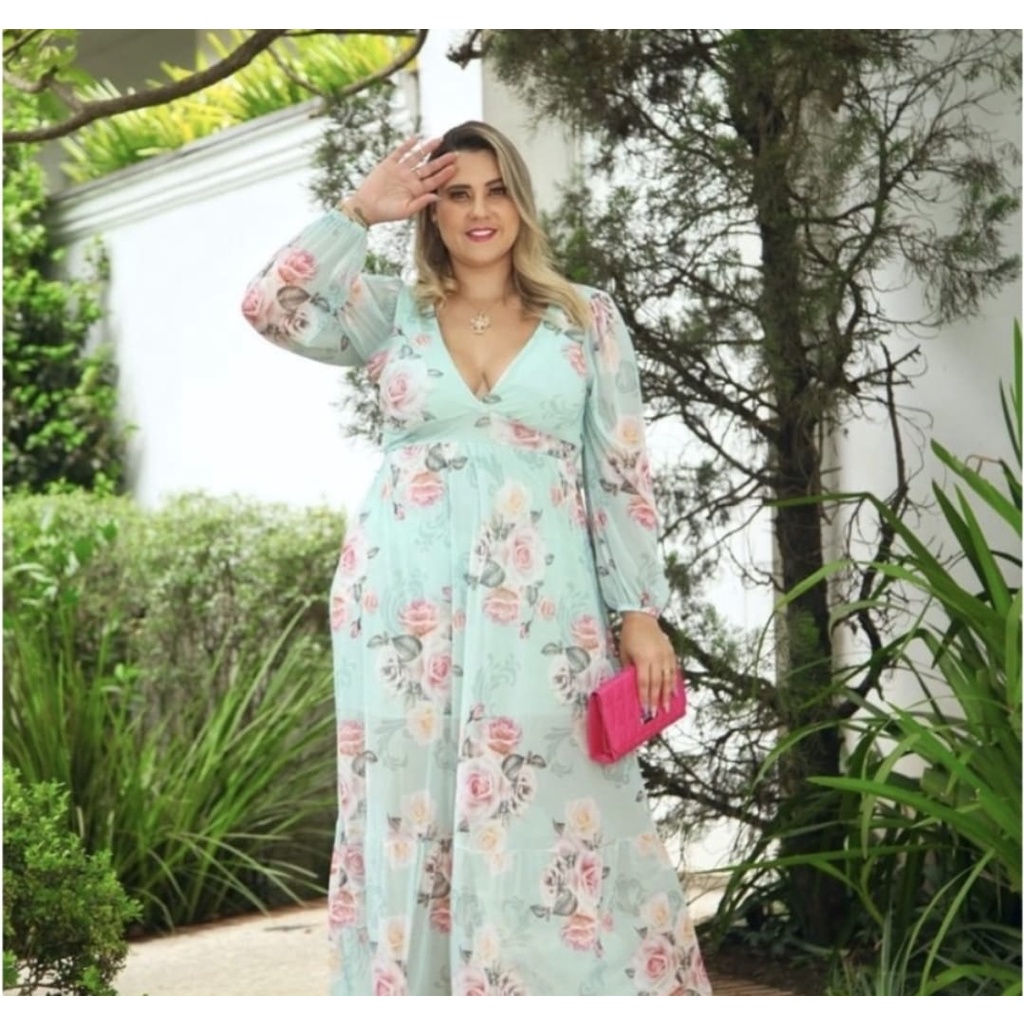 Vestido floral plus size