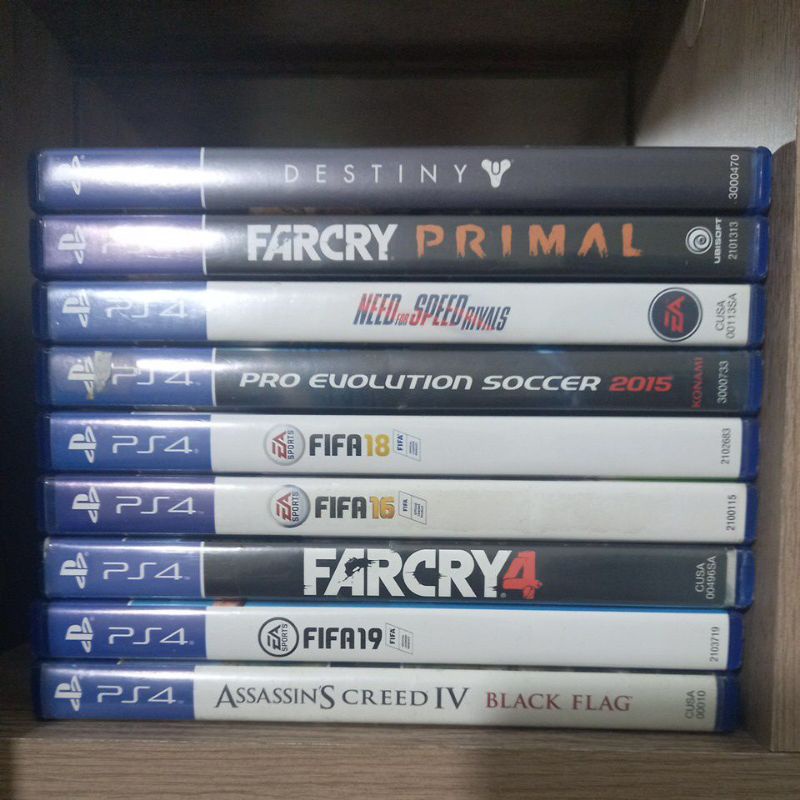 PS4 Lot of 4 Games E Trackmania Turbo, Lego Harry Potter, Sonic