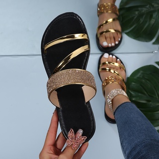2022 Verão Nova Moda Feminina Ouro Prata Patente Couro Plano Salto Sandália Bling Strass Faixa Estreita Praia Casual Chinelos