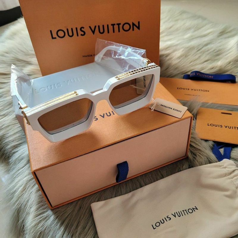 LOUIS VUITTON - Óculos 1.1 Millionaires Preto -USADO