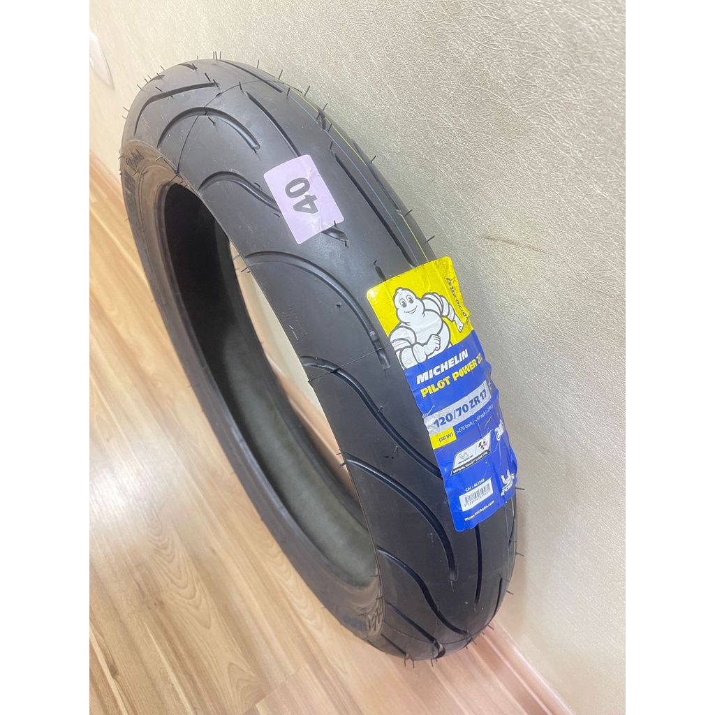 Pneu 120/70-17 Michelin Pilot Power 2CT - Dianteiro - CBR1000