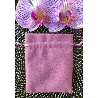 50 Saquinhos 9x12 Suede para semijoiais