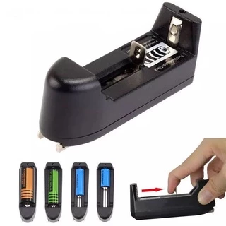 Carregador De Bateria Recarregável Universal 3.7v Para 18650 16340 14500 Li- ion