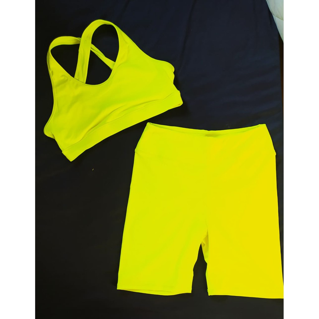 Conjunto fitness amarelo neon bermuda cintura alta empina bumbum e top  musculação academia yoga corrida