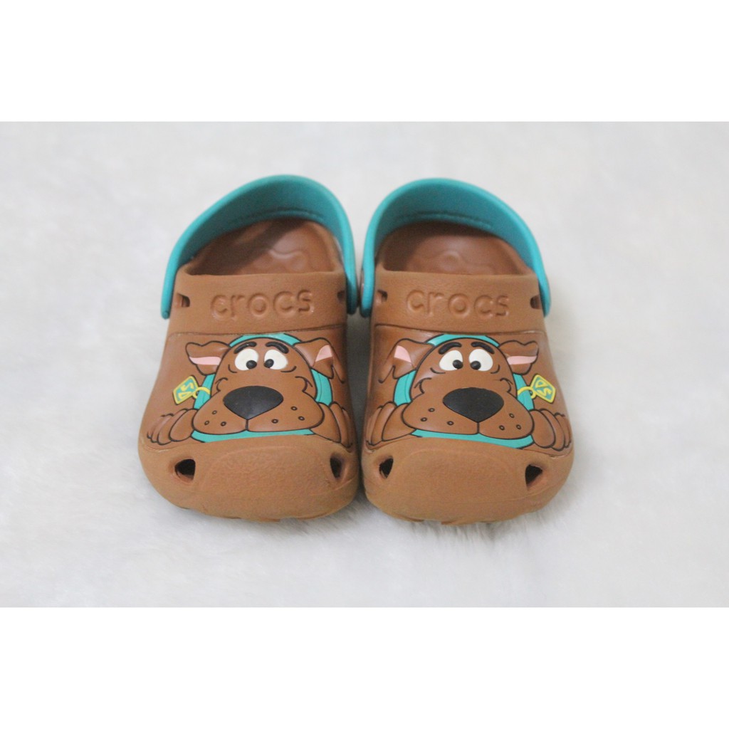 Crocs scooby online doo