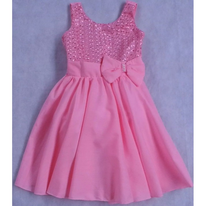 Vestido infantil da Barbie princesa na cor rosa